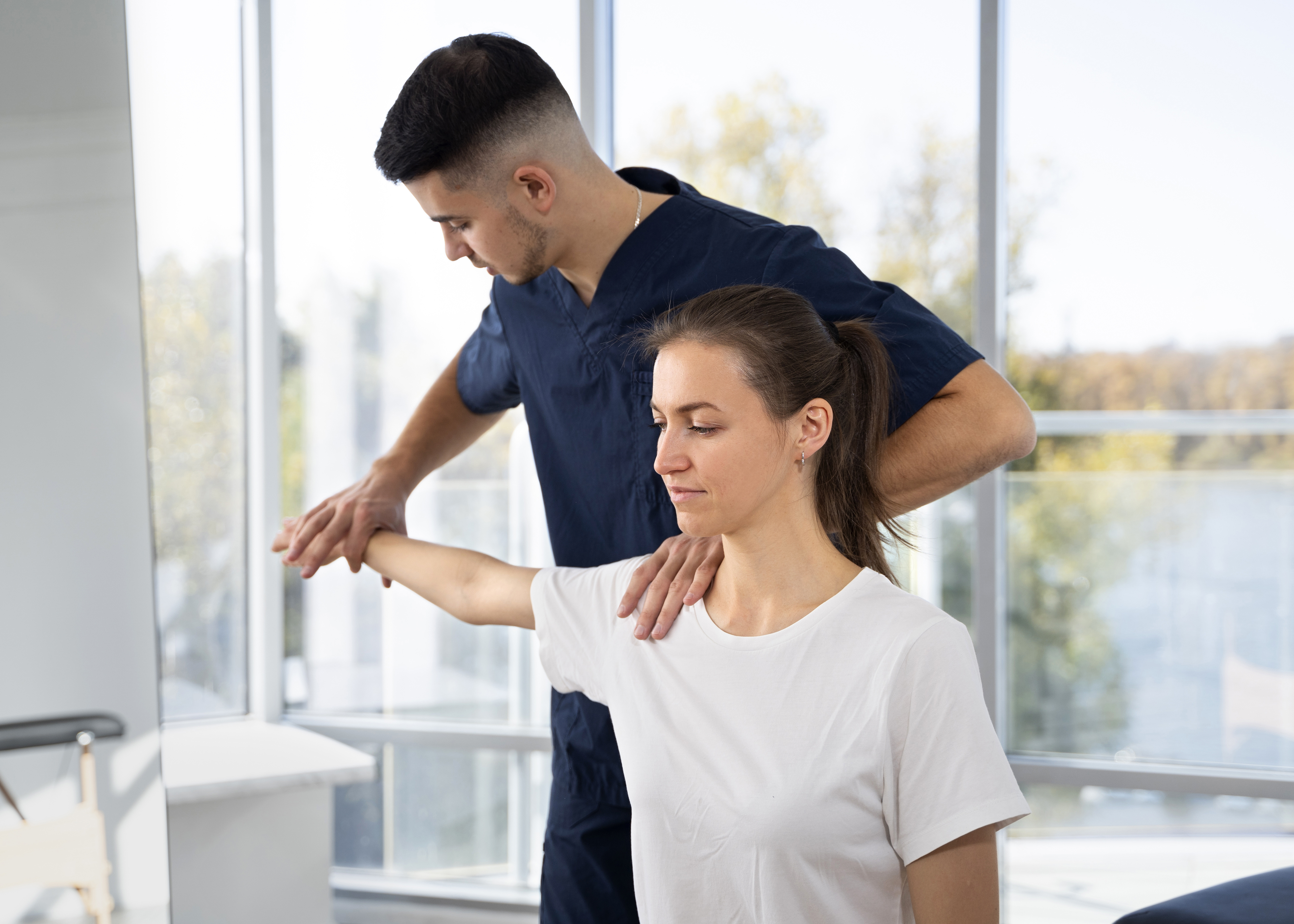 medium-shot-woman-getting-help